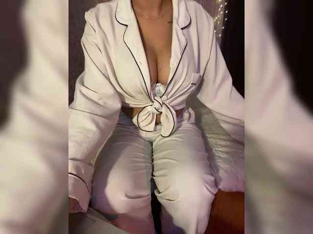 Lollypopp505 bongacams live cam model