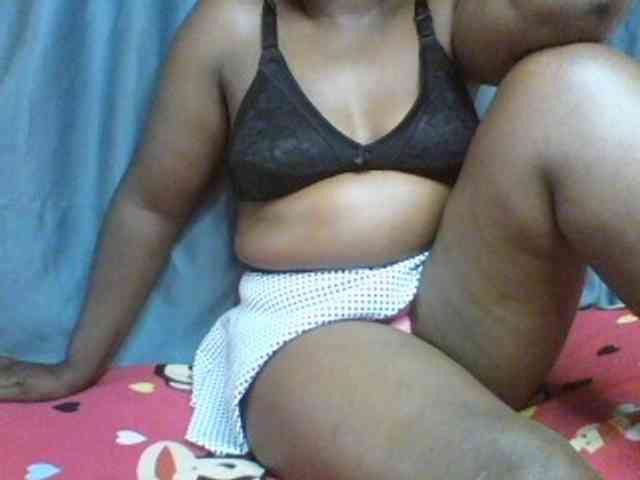 Sexxyblacky bongacams live cam model