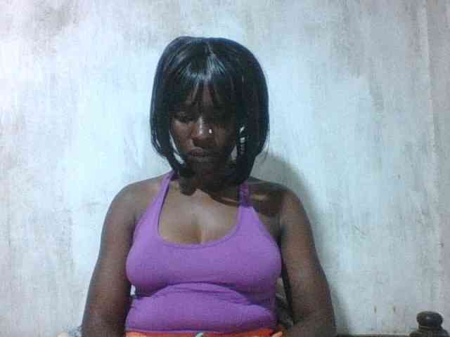 sweet-aaliya bongacams live cam model