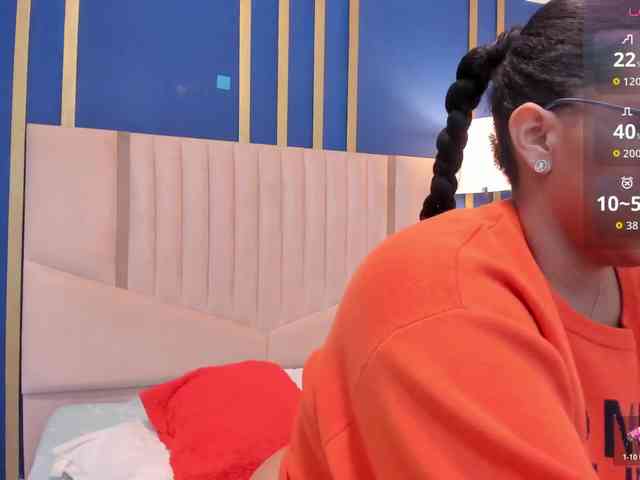 Tiana-Moon bongacams live cam model