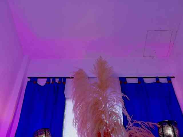 nathalia-correa bongacams live cam model
