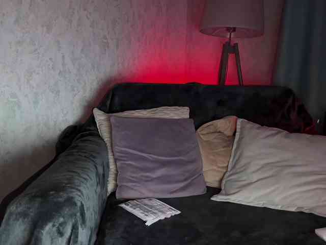 PinkFoxya bongacams live cam model