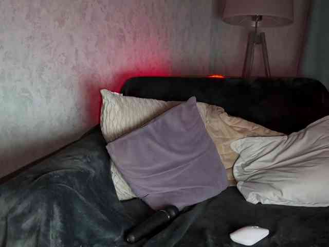 PinkFoxya bongacams live cam model