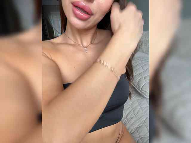 Sexeuphoria bongacams live cam model