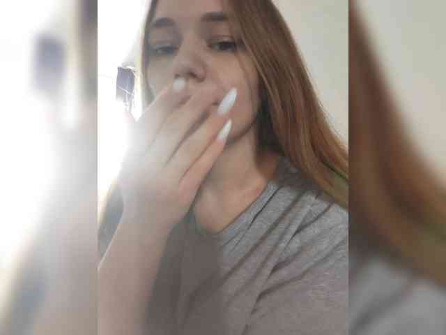Kisa75 bongacams live cam model