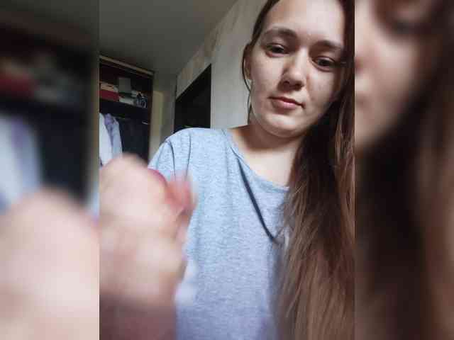 Kisa75 bongacams live cam model