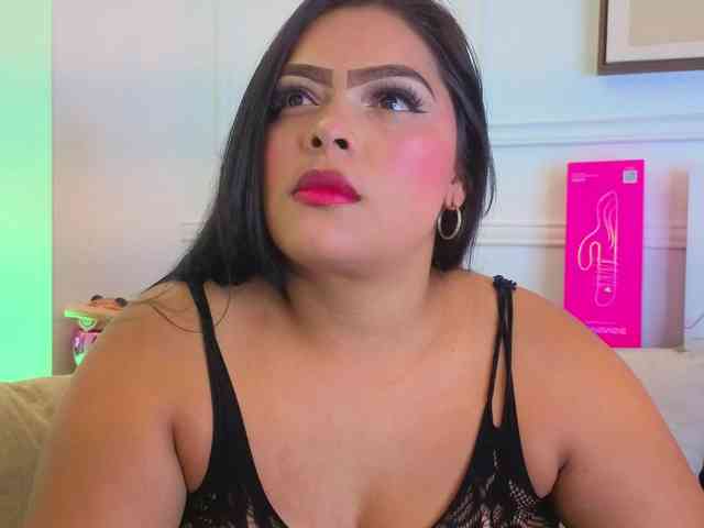 Daisy-Price bongacams live cam model