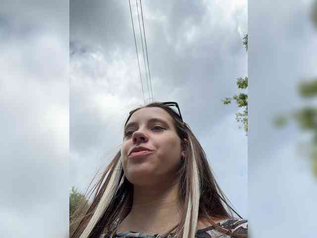 FunnyBanny0312 bongacams live cam model
