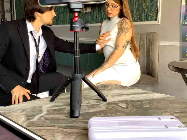 Naughty-Mailey bongacams live cam model