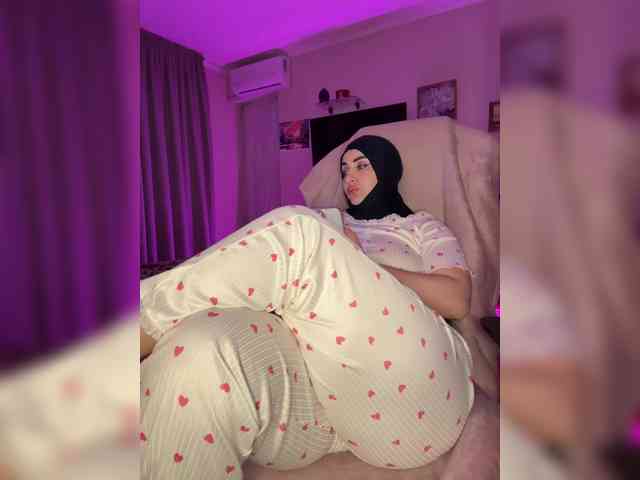 Plennica bongacams live cam model