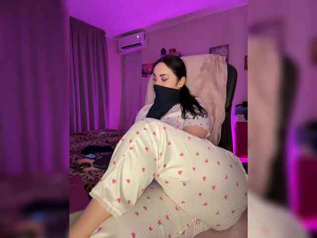 Plennica bongacams live cam model