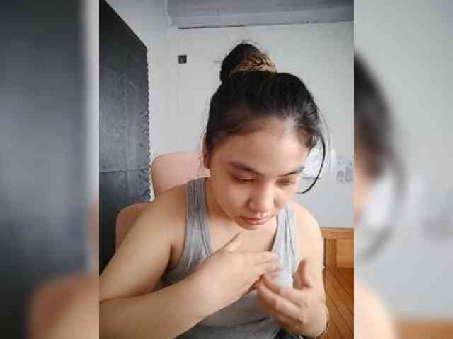 truc11 bongacams live cam model