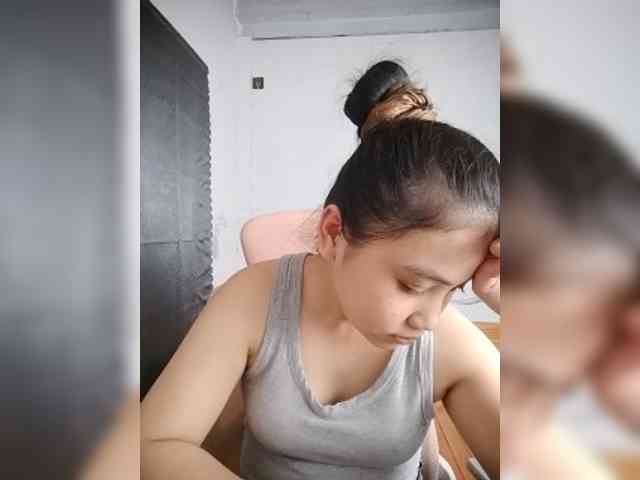 truc11 bongacams live cam model