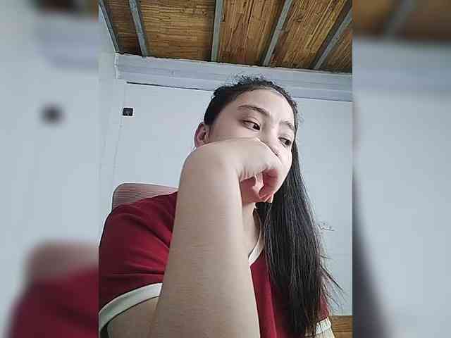 truc11 bongacams live cam model