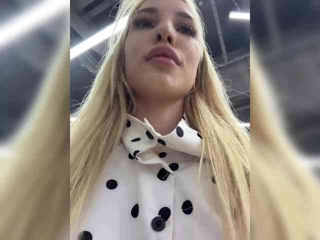 EwaBrown bongacams live cam model