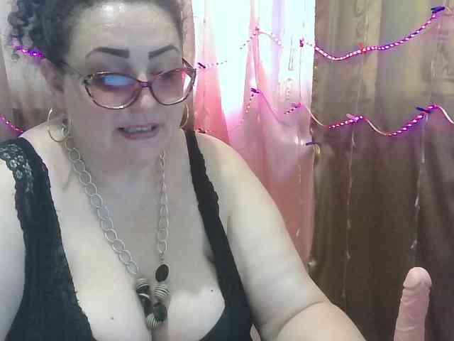youdreamkatya bongacams live cam model