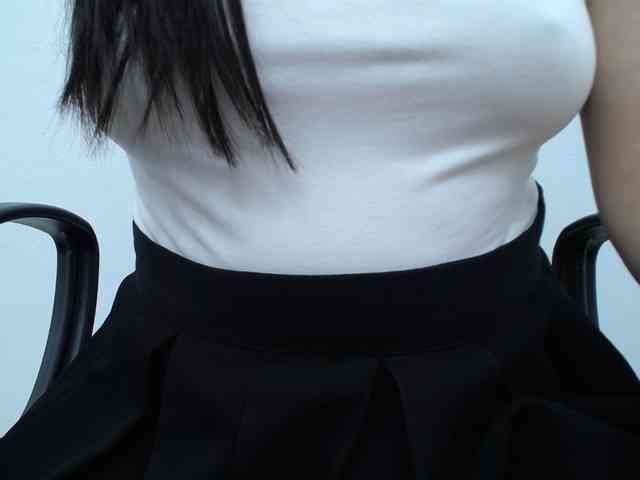 Lady-Young bongacams live cam model