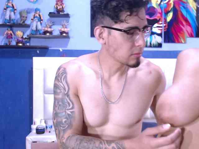 LeoAndKali bongacams live cam model