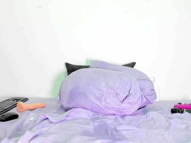 CynthiaGale bongacams live cam model