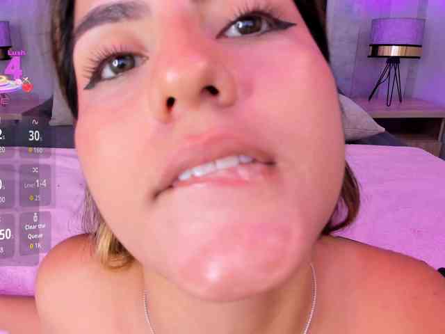 ElizHarper bongacams live cam model