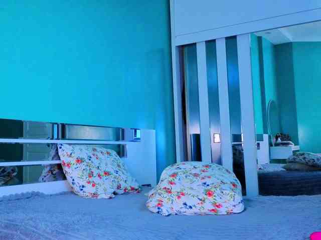 YumiAi bongacams live cam model