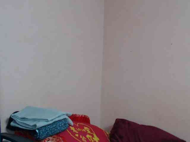 Rsylvie bongacams live cam model
