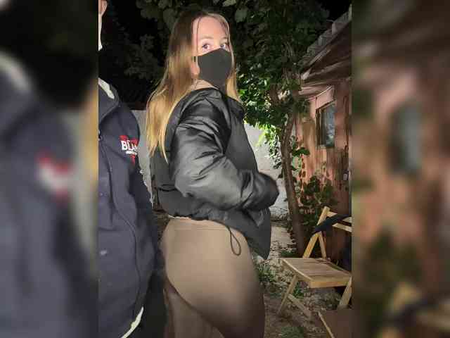 Sun-Moon bongacams live cam model