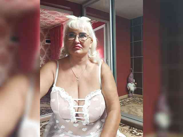 Jemma-Cori bongacams live cam model