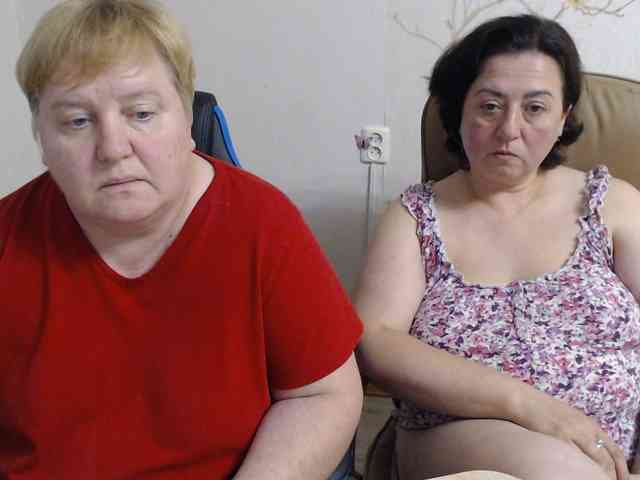 XMollyJaneEX bongacams live cam model