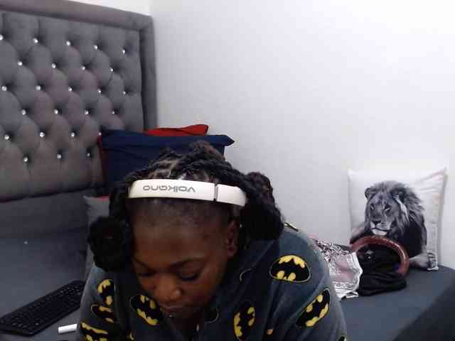 ChocSexcBeast bongacams live cam model