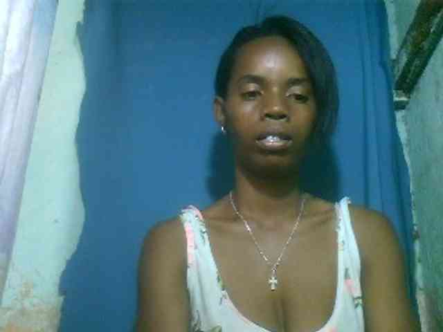 Fanihsexy bongacams live cam model