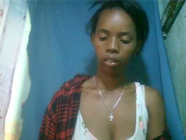 Fanihsexy bongacams live cam model