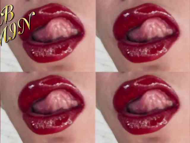 Devil2222 bongacams live cam model