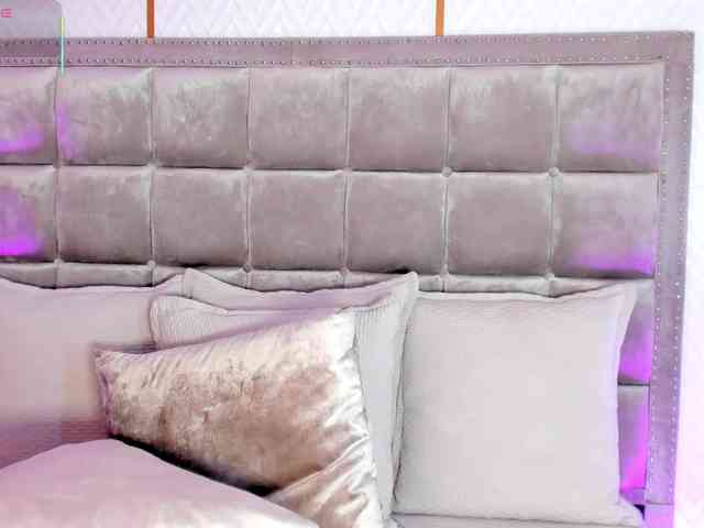 DakotaWangi bongacams live cam model