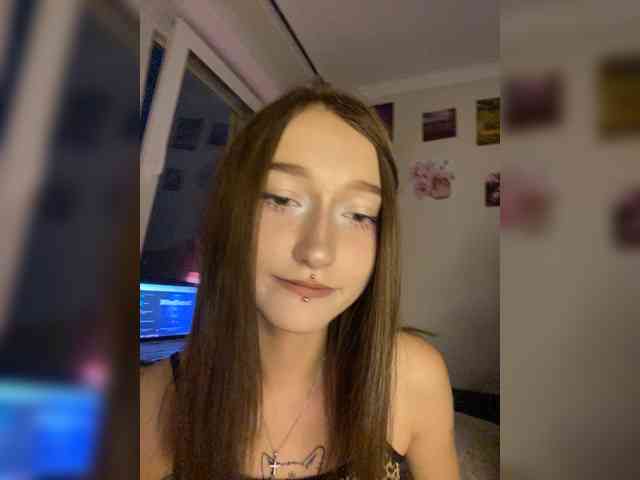 mayadashaaa bongacams live cam model