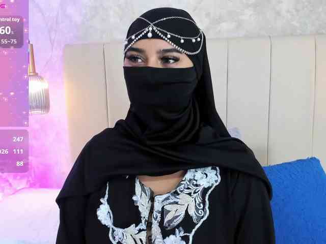Dakshaa bongacams live cam model