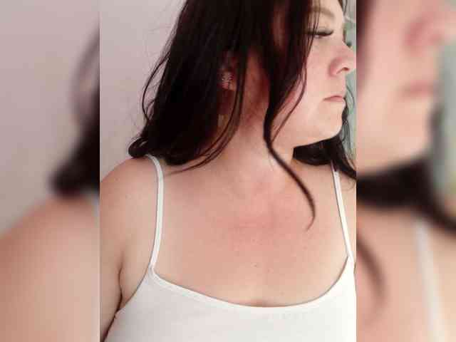 AnnaVictoriaa bongacams live cam model