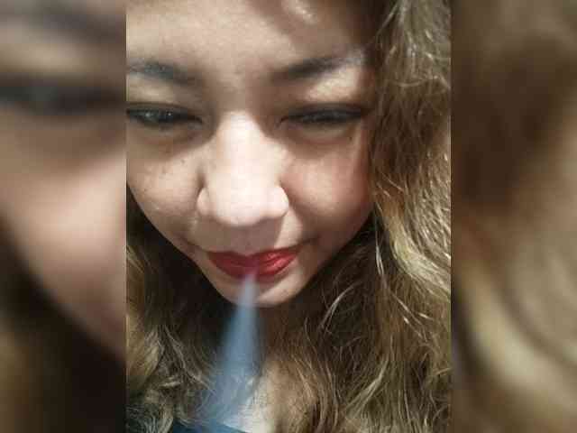 DianeHansen10 bongacams live cam model