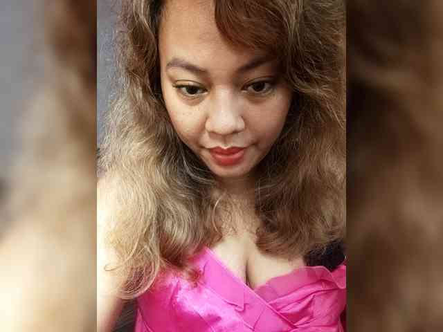 DianeHansen10 bongacams live cam model