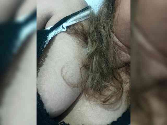 DianeHansen10 bongacams live cam model