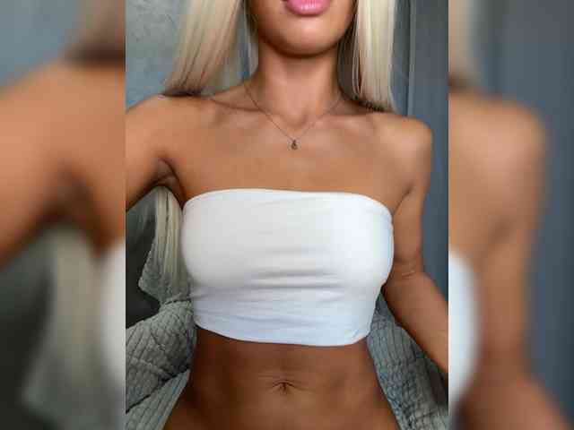 Viki-05 bongacams live cam model