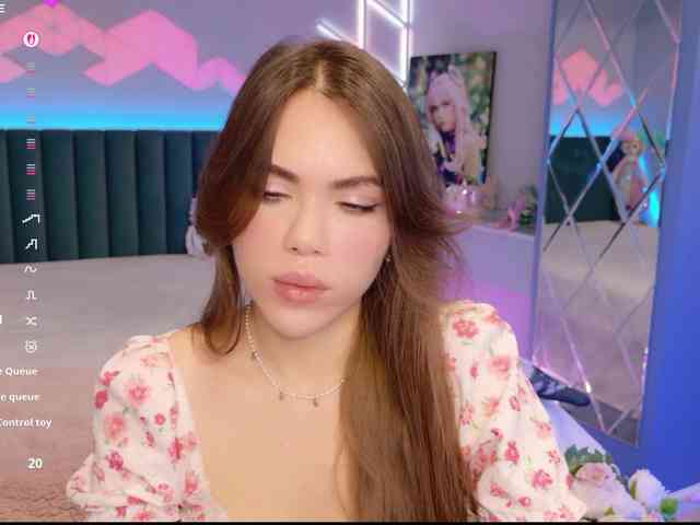 MimiFors bongacams live cam model