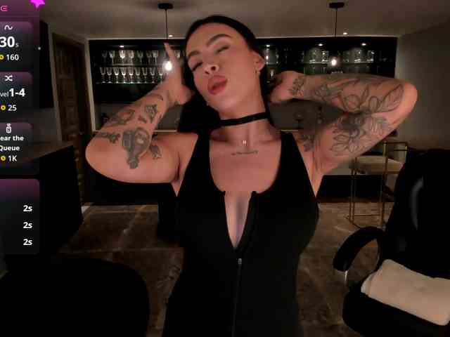 ChristineFord bongacams live cam model