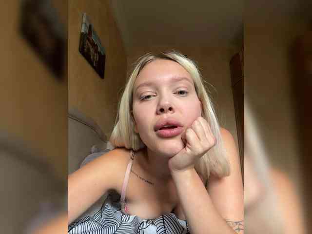 Arisharisha bongacams live cam model