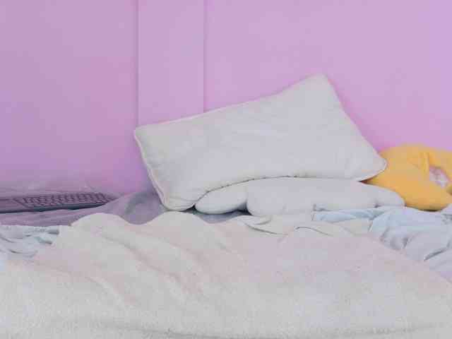 SeleneGibson bongacams live cam model