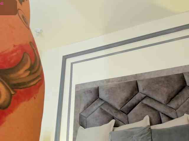 cocodamore bongacams live cam model