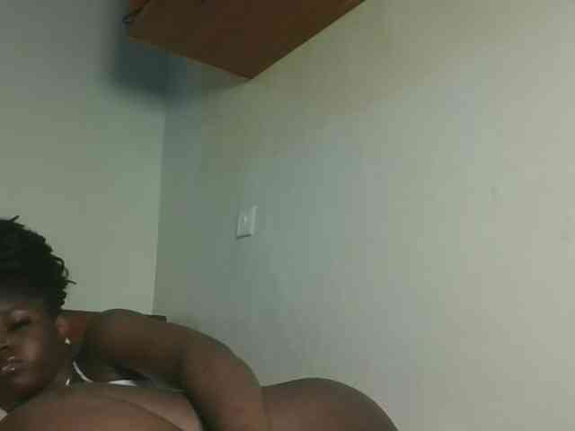 Sexykitten1 bongacams live cam model