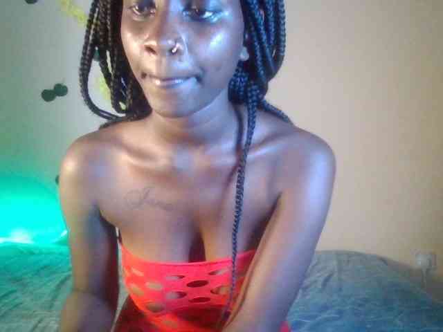 Sexydavinah bongacams live cam model