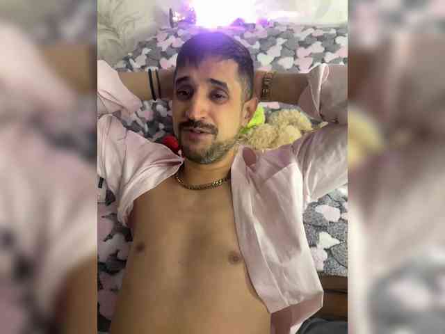 VIP17CoupleDream bongacams live cam model