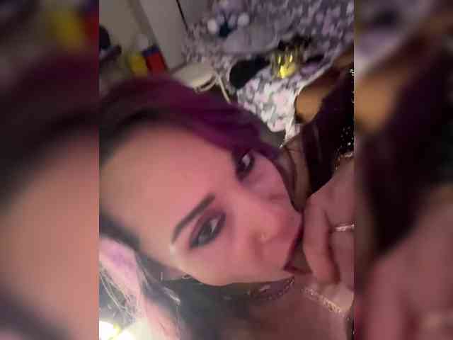 VIP17CoupleDream bongacams live cam model